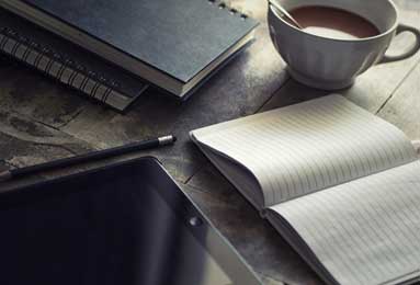 3次伤病敲响警钟！曼城更衣室陷入恐慌，瓜帅亲承最怕的事发生了